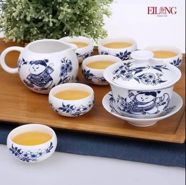 台湾宜龙家用茶道功夫茶具套装青花瓷陶瓷盖碗茶海茶杯整套茶具