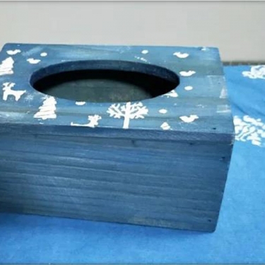 蓝草染纯实木纸巾盒
